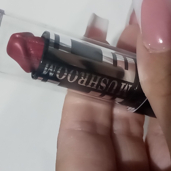 🎉HP🎉🆕 Mushroom Lipstick A103 - Picture 8 of 10